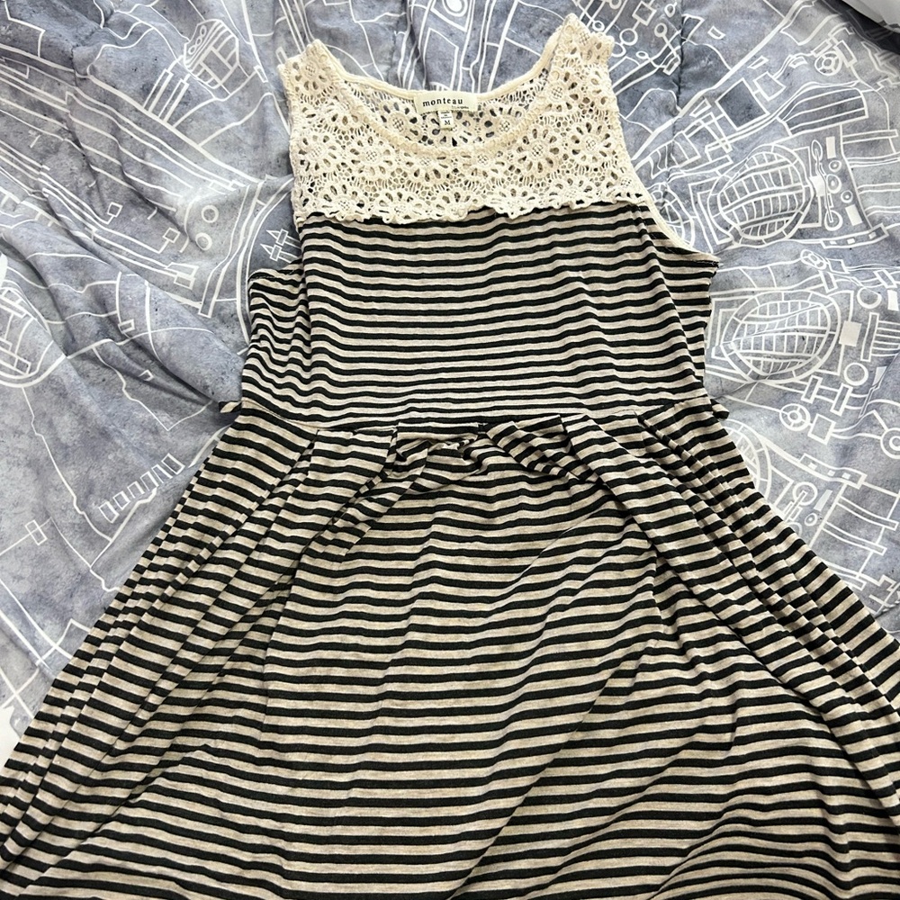 Monteau Black and White Sleeveless Sundress